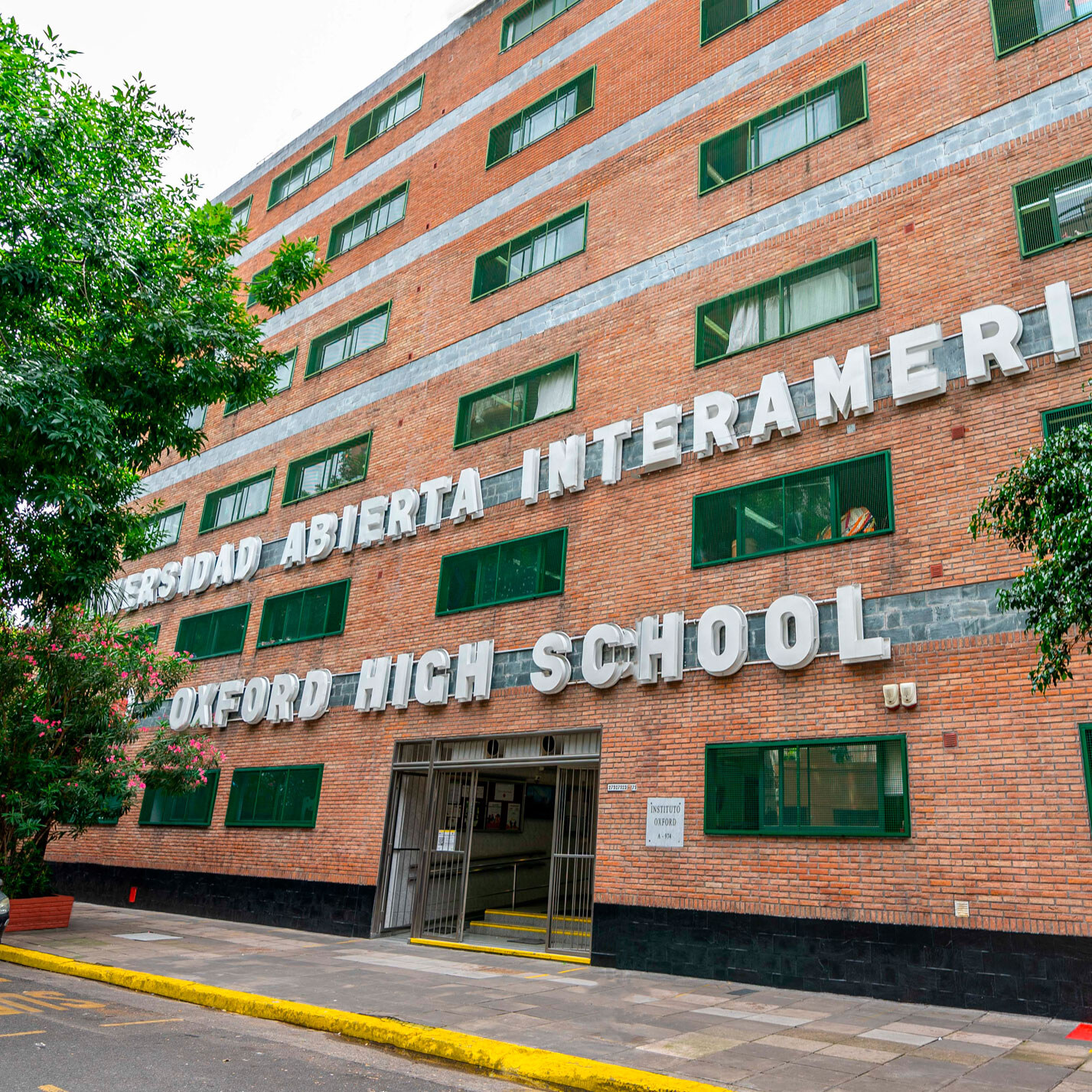 Colegio Oxford High School